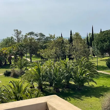 Segunda Planta En Urb. Jardines De By Sit * 卡内拉岛